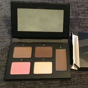 Younique Brow palette brunette